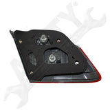 APDTY 153577  Tail Lamp Assembly Right Rear Inner